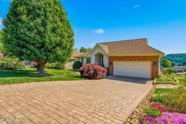 Property Slideshow image 3 of 61 | 219 tuhdegwa ln, Loudon, TN, 37774