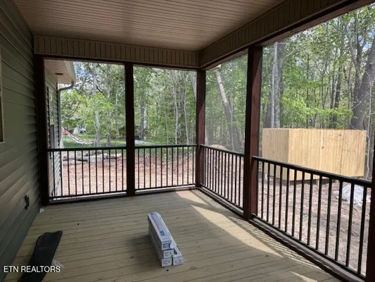 Property Slideshow image 3 of 16 | 136 pomeroy dr, Fairfield Glade, TN, 38558