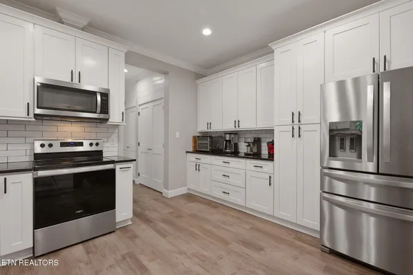 Property Slideshow image 3 of 49 | 106 chatuga dr, Loudon, TN, 37774