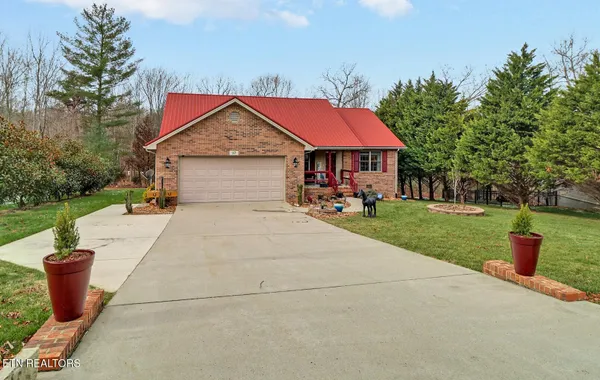 Property Slideshow image 3 of 54 | 17 dickens ln, Fairfield Glade, TN, 38558