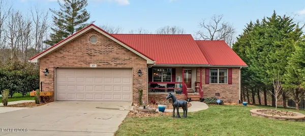 Property Slideshow image 2 of 54 | 17 dickens ln, Fairfield Glade, TN, 38558