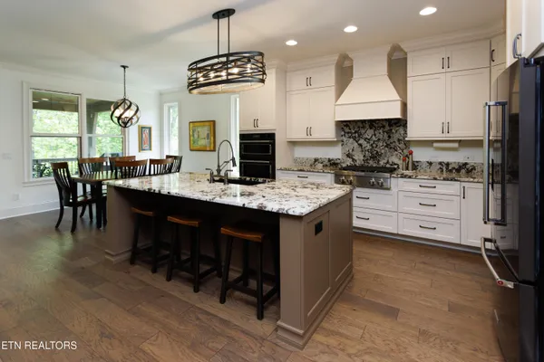 Property Slideshow image 3 of 40 | 114 chestnut ridge ct, Crossville, TN, 38558