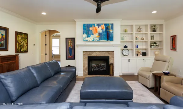 Property Slideshow image 2 of 40 | 114 chestnut ridge ct, Crossville, TN, 38558