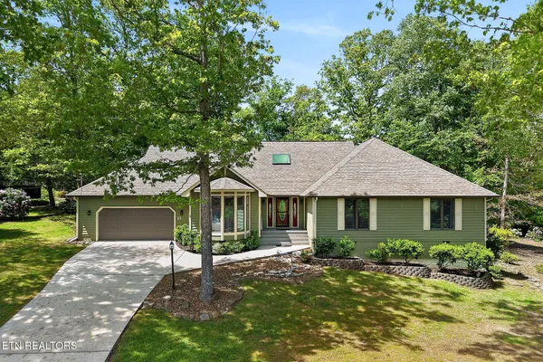 Property Slideshow image 2 of 60 | 23 belvedere ln, Crossville, TN, 38558