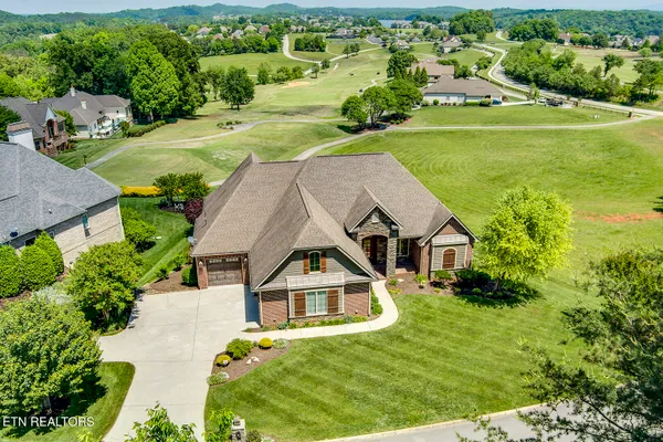 Property Slideshow image 2 of 61 | 124 eagle cir, Vonore, TN, 37885