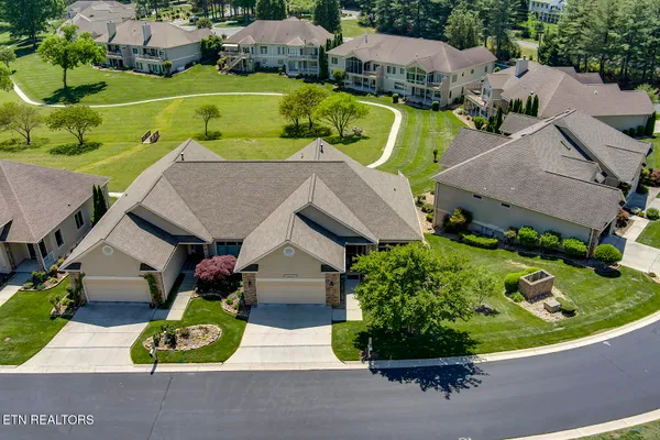 Property Slideshow image 2 of 62 | 192 tanasi lagoon dr, Loudon, TN, 37774