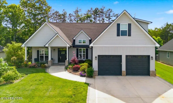 Property Slideshow image 2 of 60 | 342 mingo way, Loudon, TN, 37774