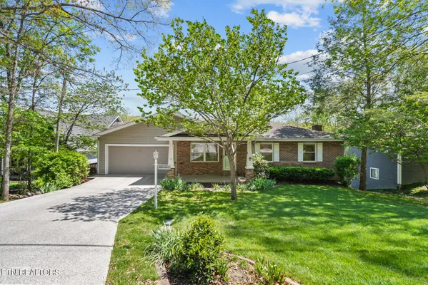 Property Slideshow image 3 of 58 | 169 ivy brook ln, Crossville, TN, 38558