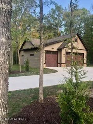 Property Slideshow image 2 of 24 | 701 westchester dr, Fairfield Glade, TN, 38558