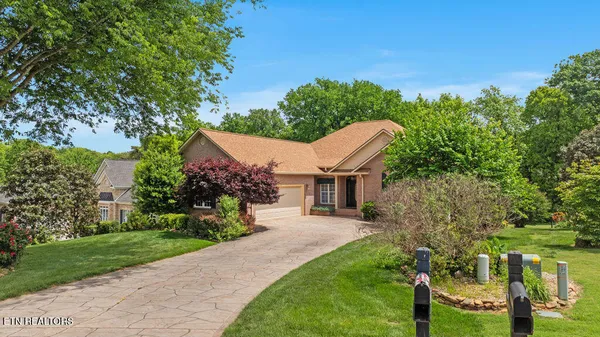 Property Slideshow image 2 of 61 | 138 talah way, Loudon, TN, 37774