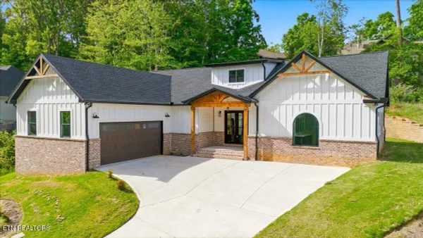 Property Slideshow image 2 of 50 | 149 kawga way, Loudon, TN, 37774