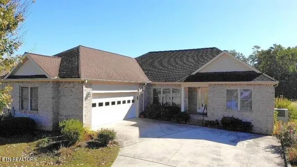 Property Slideshow image 2 of 26 | 103 oohleeno way, Loudon, TN, 37774