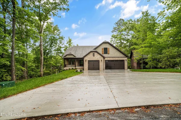 Property Slideshow image 3 of 43 | 222 mialaquo rd, Loudon, TN, 37774