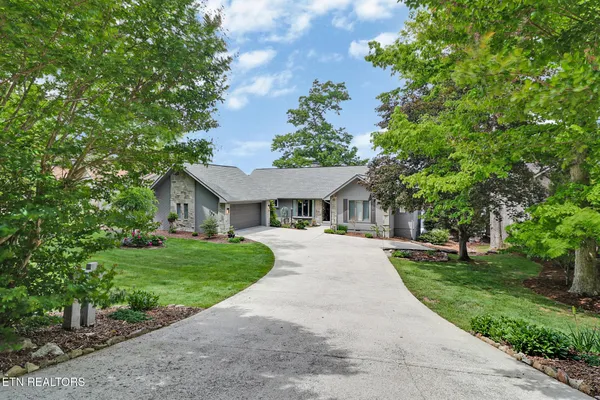 Property Slideshow image 2 of 59 | 197 markham ln, Crossville, TN, 38558