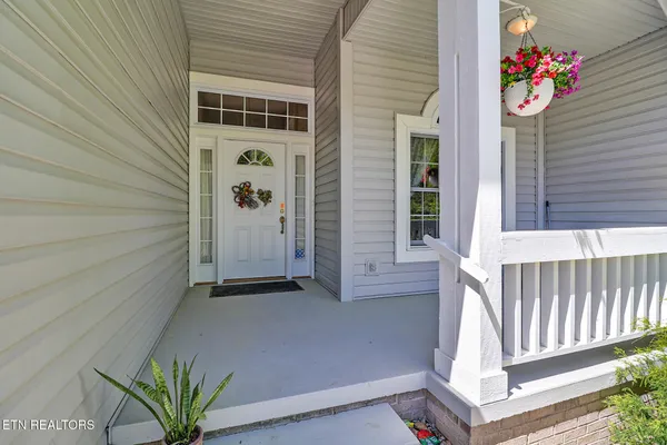 Property Slideshow image 3 of 29 | 120 cromwell ln, Fairfield Glade, TN, 38558