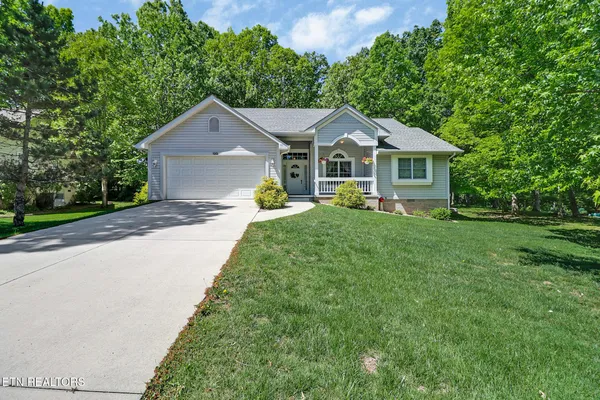 Property Slideshow image 2 of 29 | 120 cromwell ln, Fairfield Glade, TN, 38558