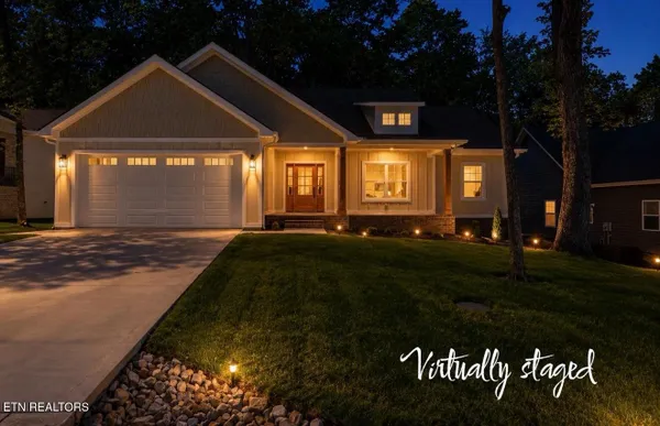 Property Slideshow image 3 of 41 | 162 hawes cir, Crossville, TN, 38558