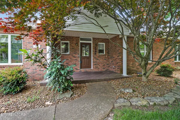 Property Slideshow image 3 of 48 | 116 sugarbush cir, Crossville, TN, 38558
