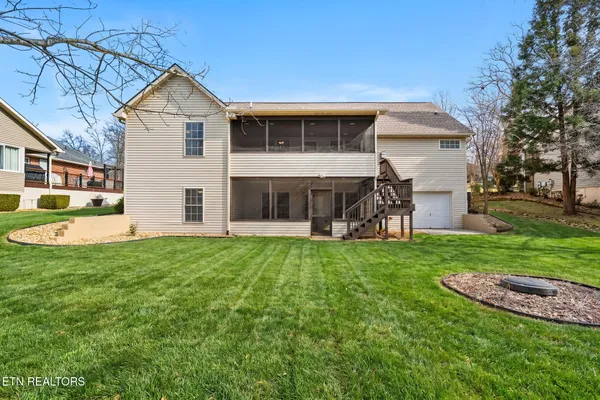 Property Slideshow image 3 of 43 | 176 cheeskogili way, Loudon, TN, 37774