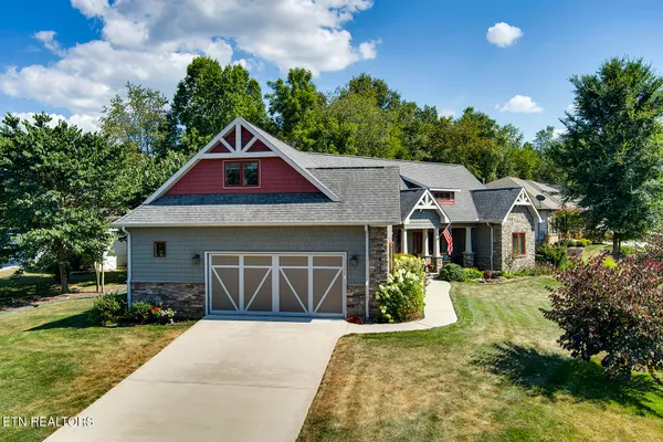 Property Slideshow image 3 of 60 | 308 saloli ln, Loudon, TN, 37774