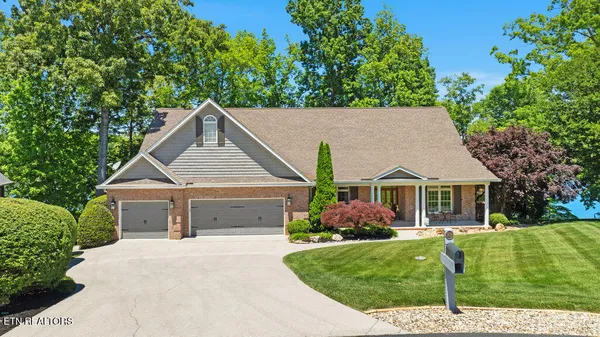 Property Slideshow image 2 of 58 | 309 saloli ln, Loudon, TN, 37774