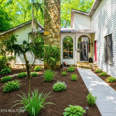 Property Slideshow image 2 of 31 | 187 ivy brook ln, Crossville, TN, 38558