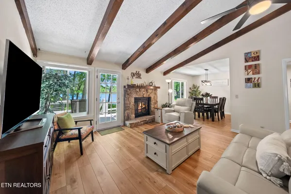 Property Slideshow image 2 of 44 | 18 woodland ter, Fairfield Glade, TN, 38558