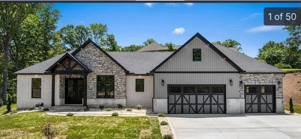 Property Slideshow image 2 of 6 | 404 shawnee pl, Loudon, TN, 37774