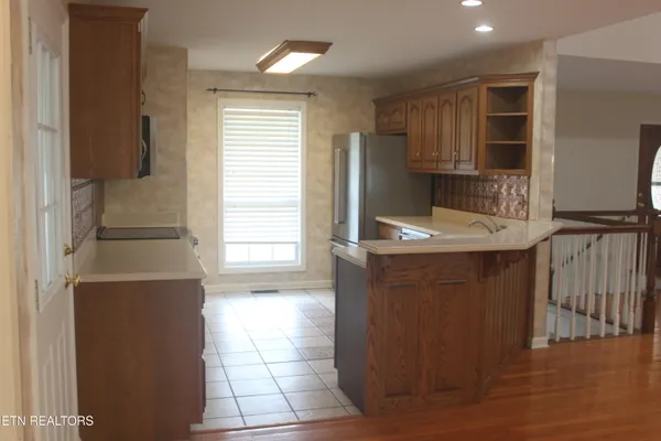 Property Slideshow image 2 of 48 | 172 depew dr, Loudon, TN, 37774