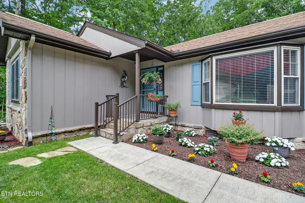 Property Slideshow image 3 of 35 | 134 lakeside dr, Crossville, TN, 38558