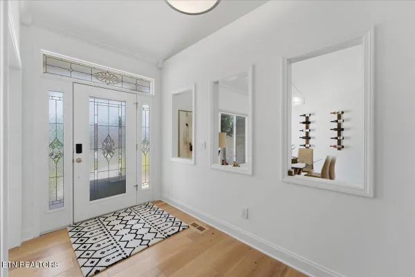 Property Slideshow image 3 of 59 | 211 chogi ln, Loudon, TN, 37774