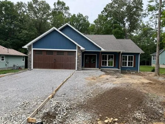 Property Slideshow image 2 of 14 | 156 pomeroy dr, Crossville, TN, 38558