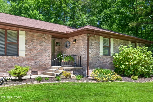 Property Slideshow image 2 of 39 | 106 overlook cv, Crossville, TN, 38558
