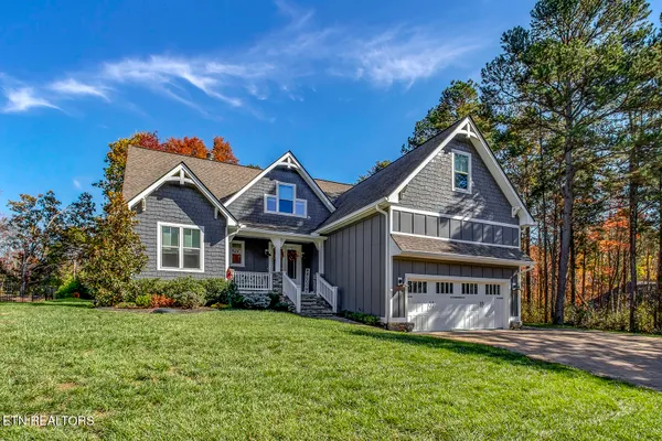 Property Slideshow image 2 of 60 | 206 atoka pl, Loudon, TN, 37774