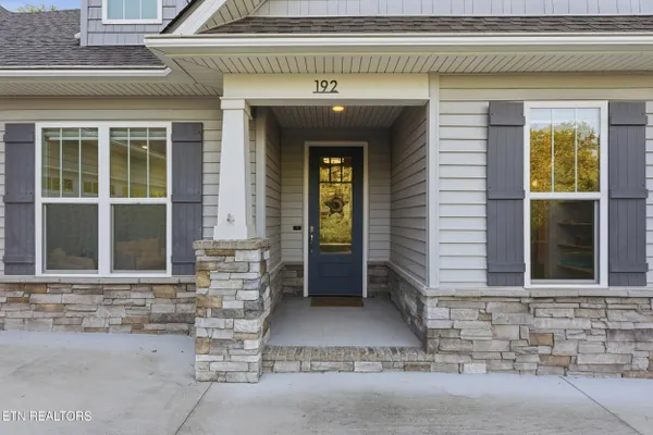 Property Slideshow image 3 of 42 | 192 amohi way, Loudon, TN, 37774