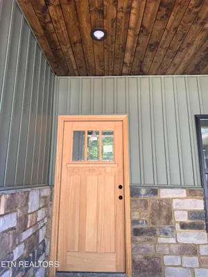 Property Slideshow image 3 of 33 | 155 natchez cir, Crossville, TN, 38558