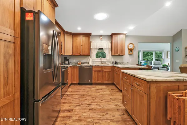 Property Slideshow image 2 of 54 | 112 forest view dr, Fairfield Glade, TN, 38558
