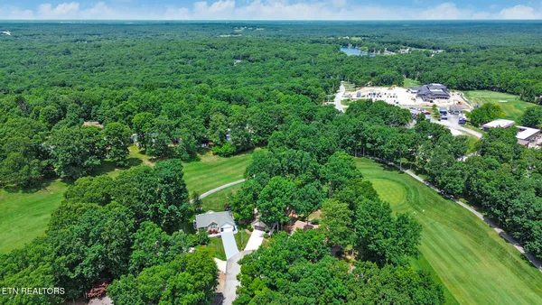 Property Slideshow image 3 of 36 | 170 baltusrol rd, Fairfield Glade, TN, 38558
