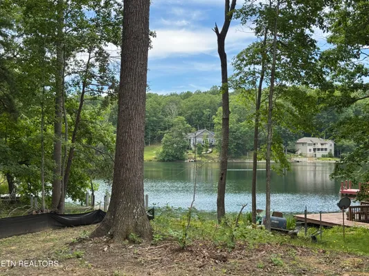 Property Slideshow image 2 of 23 | 203 dublin ln, Crossville, TN, 38558