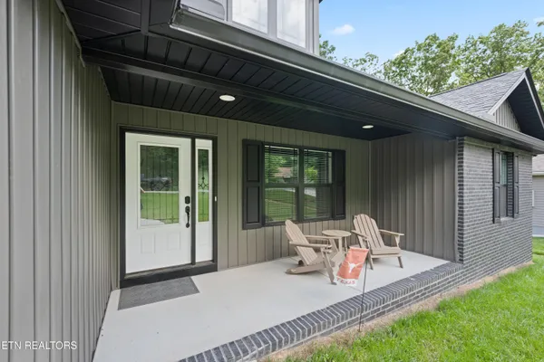Property Slideshow image 2 of 42 | 678 saint george dr, Crossville, TN, 38558
