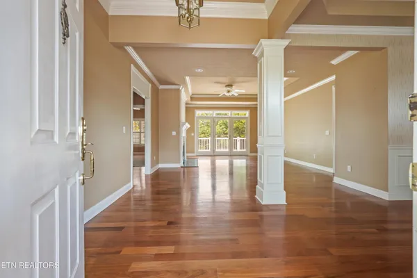 Property Slideshow image 3 of 54 | 315 mingo way, Loudon, TN, 37774