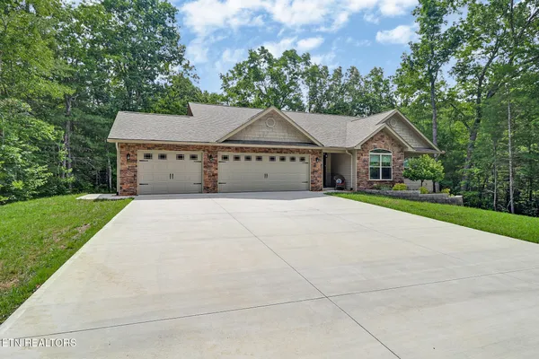 Property Slideshow image 3 of 45 | 23 dove cote ter, Crossville, TN, 38558