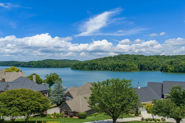 Property Slideshow image 2 of 18 | 113 sunali ln, Loudon, TN, 37774