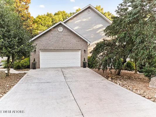 Property Slideshow image 3 of 53 | 213 coyatee dr, Loudon, TN, 37774
