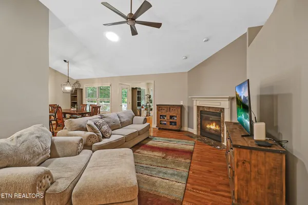 Property Slideshow image 2 of 39 | 52 & 32 harley cir, Crossville, TN, 38558
