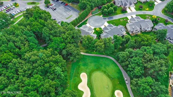 Property Slideshow image 2 of 47 | 5 heatherhurst ct 21, Crossville, TN, 38558