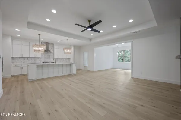 Property Slideshow image 3 of 37 | 239 ootsima way, Loudon, TN, 37774