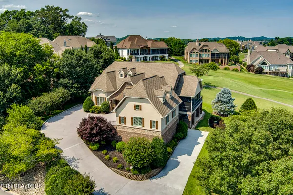 Property Slideshow image 2 of 62 | 117 black hawk dr, Vonore, TN, 37885