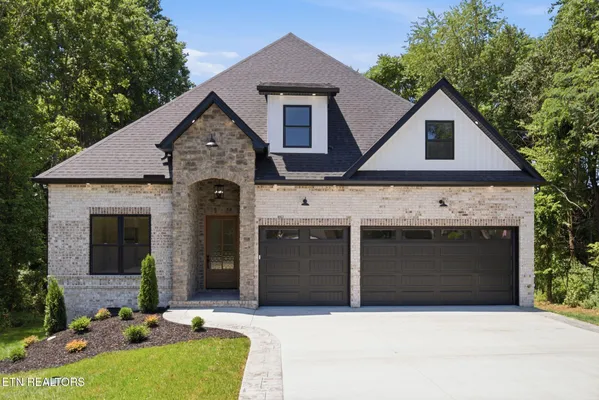 Property Slideshow image 2 of 43 | 159 tsuhdatsi way, Loudon, TN, 37774