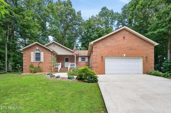 Property Slideshow image 2 of 55 | 227 saint george dr, Crossville, TN, 38558